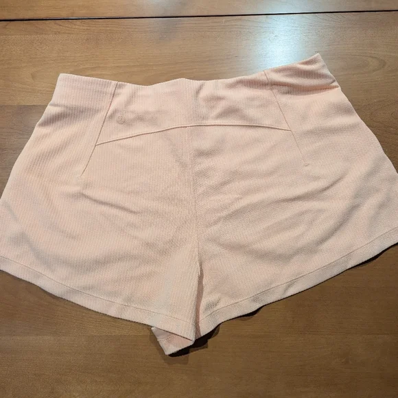 Lululemon Ribbed Softstreme High-Rise Short 2" - Picture 3 of 5